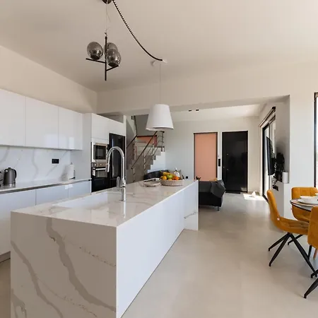 Blue Hills Kallithéa