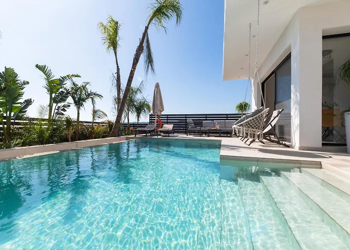 فيلة Blue Hills Kallithéa