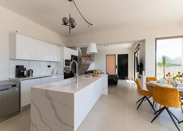 Blue Hills Kallithéa